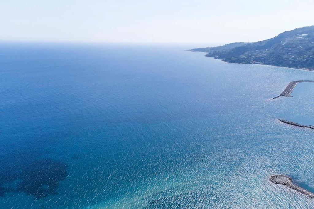 Апартаменты Il Grande Blu - Vista Panoramica Sul Golfo Оспедалетти Экстерьер фото